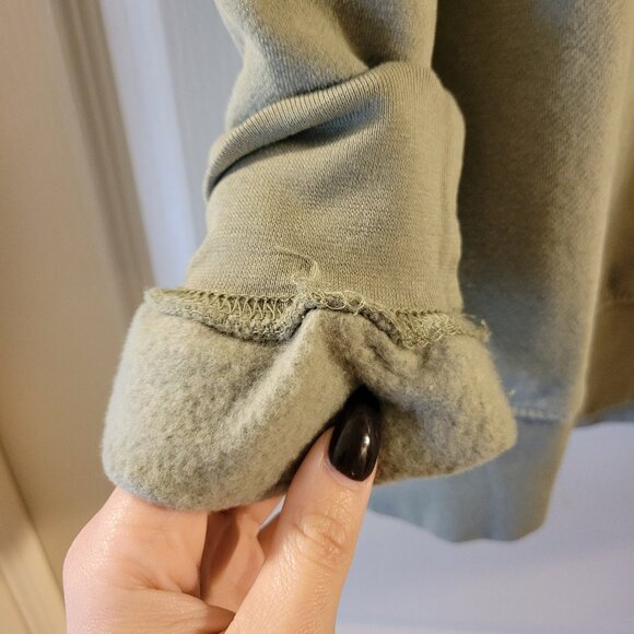 MV Vintage Fleece Crewnecks - Picture 3 of 4